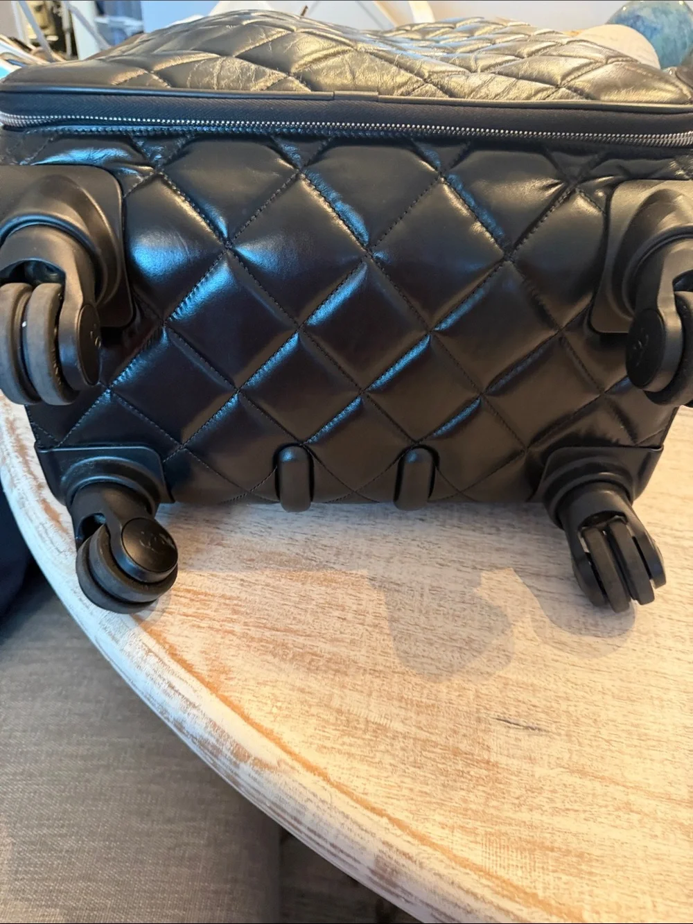 CHANEL authentic classic